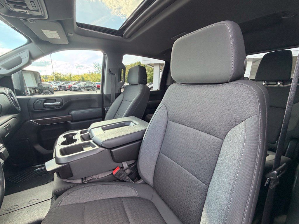 Used 2022 Chevrolet Silverado 2500 LT w/ All Star Edition AWD/4WD image 15