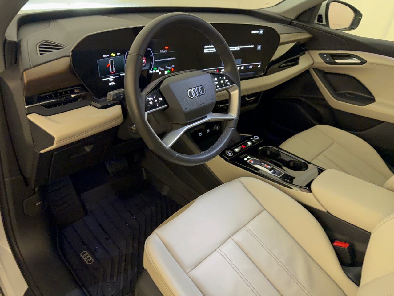 Certified 2025 Audi Q6 e-tron Premium w/ Convenience Package RWD image 4