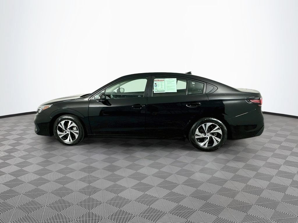 Used 2025 Subaru Legacy Premium AWD/4WD image 6