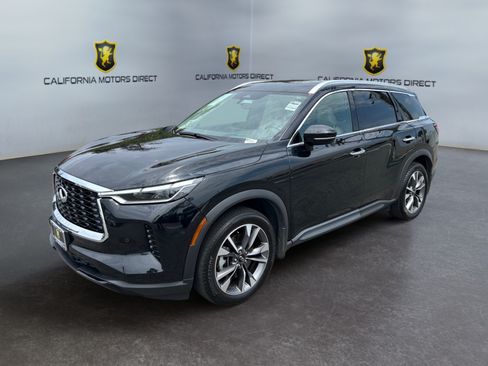 Used 2023 INFINITI QX60 Luxe w/ Vision Package FWD image 9