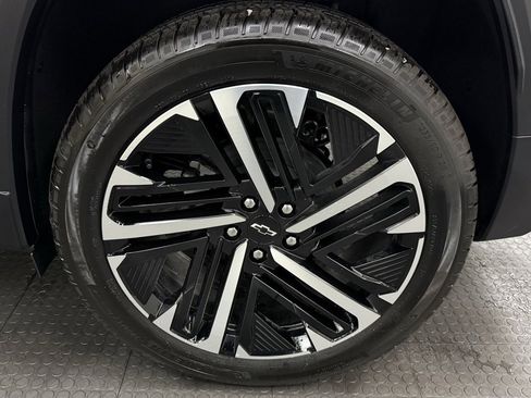 New 2026 Chevrolet Equinox RS w/ Convenience Package III image 11