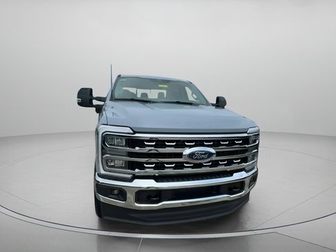New 2026 Ford F250 Lariat w/ FX4 Off-Road Package image 6