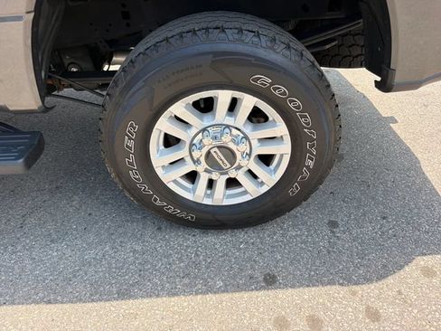 Used 2019 Ford F250 XLT w/ Snow Plow Prep Package AWD/4WD image 31