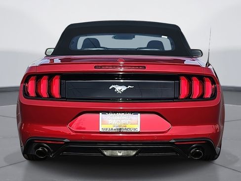 Used 2023 Ford Mustang Premium image 4