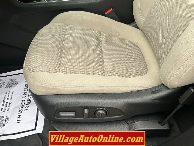 Used 2023 Chevrolet Traverse LT w/ LPO, Cargo Package AWD/4WD image 25