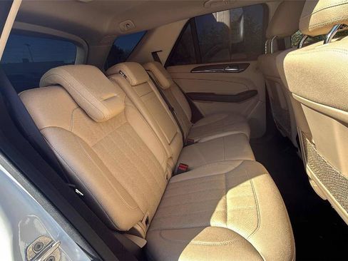 Used 2018 Mercedes-Benz GLE 350 4MATIC image 26