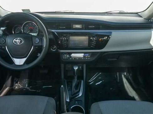 Used 2016 Toyota Corolla LE image 11