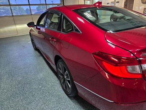 Used 2021 Honda Accord EX-L image 10