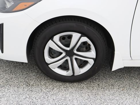 Used 2025 Nissan Sentra S FWD image 11
