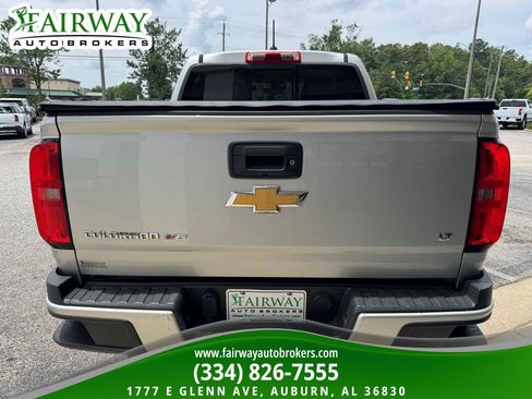 Used 2017 Chevrolet Colorado LT w/ LT Convenience Package RWD image 7