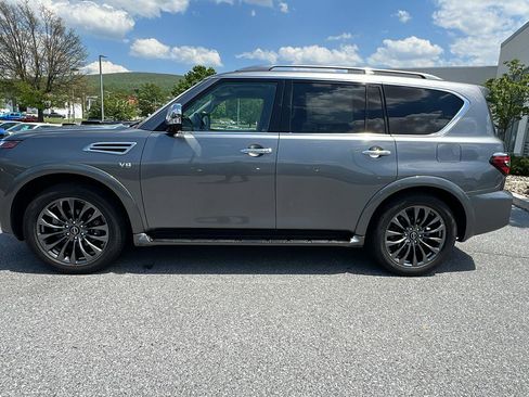 Used 2022 Nissan Armada Platinum w/ Captain's Chairs Package AWD/4WD image 7