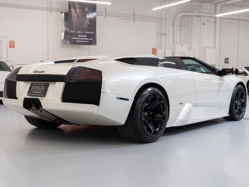 Used 2006 Lamborghini Murcielago Roadster image 9