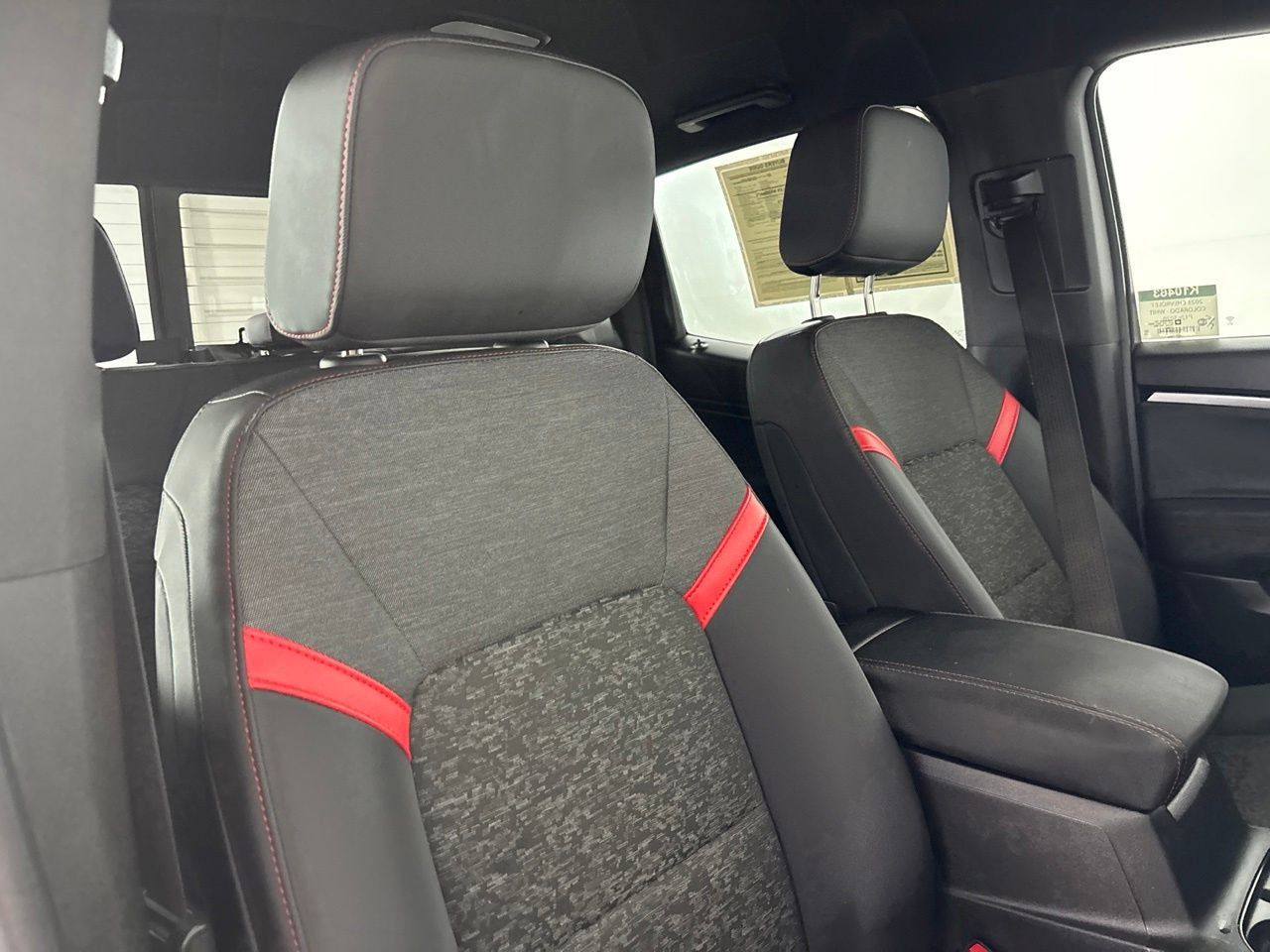 Used 2023 Chevrolet Colorado Z71 AWD/4WD image 28