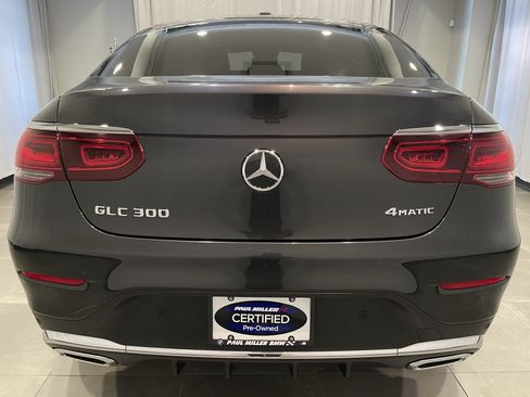 Used 2023 Mercedes-Benz GLC 300 4MATIC Coupe image 5