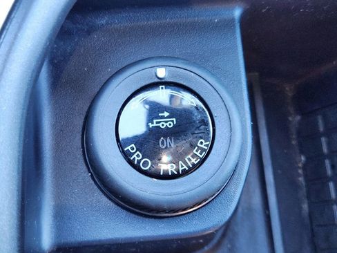 Certified 2025 Ford Expedition Platinum w/ Stealth Performance Package image 34