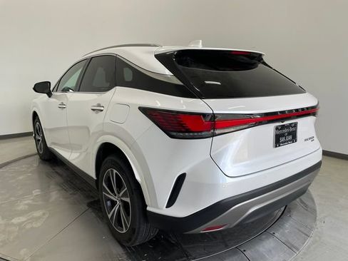 Used 2024 Lexus RX 350h w/ Cold Area Package AWD/4WD image 8