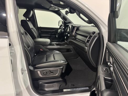Used 2022 RAM 1500 Limited AWD/4WD image 23