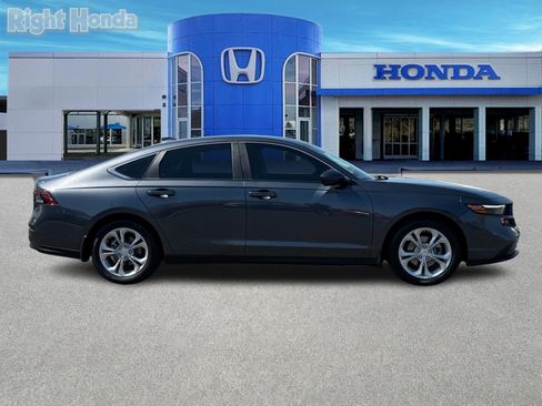 Certified 2023 Honda Accord LX image 9