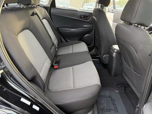 Used 2018 Hyundai Kona SE image 12