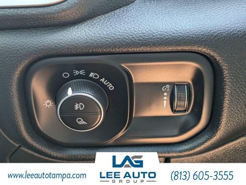 Used 2021 RAM 1500 Big Horn RWD image 21