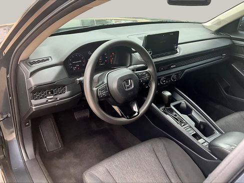 Used 2023 Honda Accord EX image 18