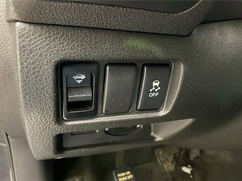 Used 2012 Nissan Altima 2.5 S w/ 20th Anniversary Pkg image 12