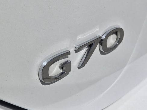 Used 2023 Genesis G70 3.3T RWD image 13