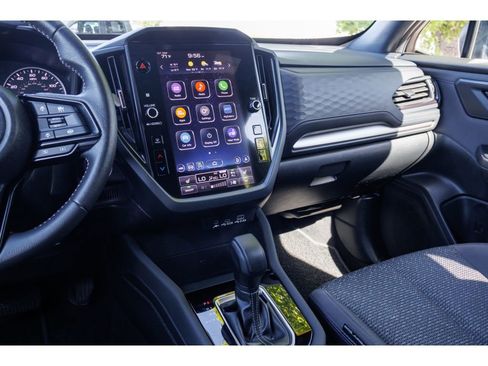 Certified 2025 Subaru Forester Premium AWD/4WD image 23