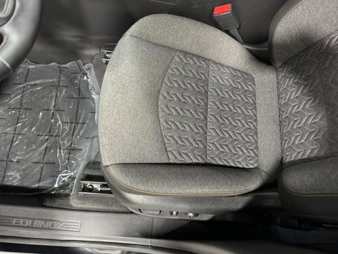 Used 2023 Chevrolet Equinox LT w/ Driver Convenience Package image 26
