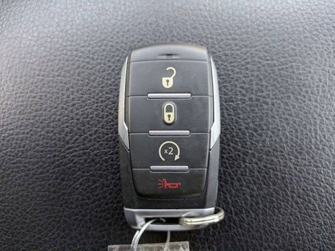 Used 2019 RAM 1500 Big Horn AWD/4WD image 29