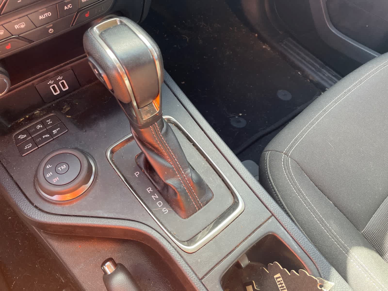 Used 2019 Ford Ranger XLT w/ Equipment Group 302A Luxury AWD/4WD image 18