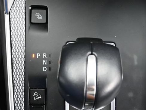 Used 2024 MAZDA CX-90 Plug-In Hybrid w/ Preferred AWD/4WD image 24