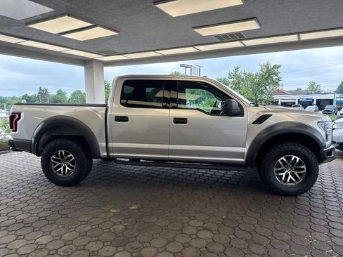 Used 2018 Ford F150 Raptor AWD/4WD image 5