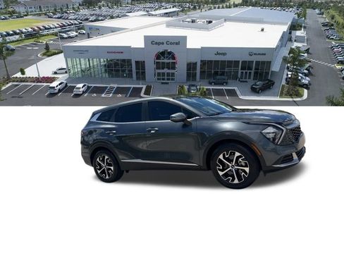 Used 2023 Kia Sportage EX image 13