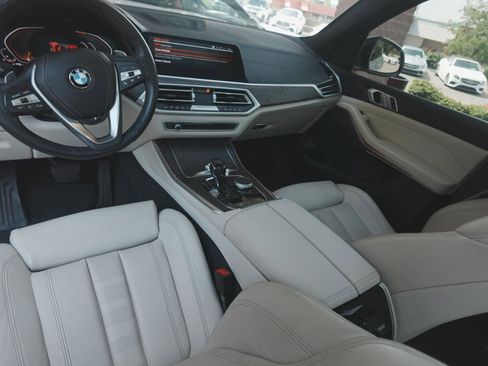 Used 2019 BMW X5 xDrive40i w/ Premium Package 2 AWD/4WD image 7