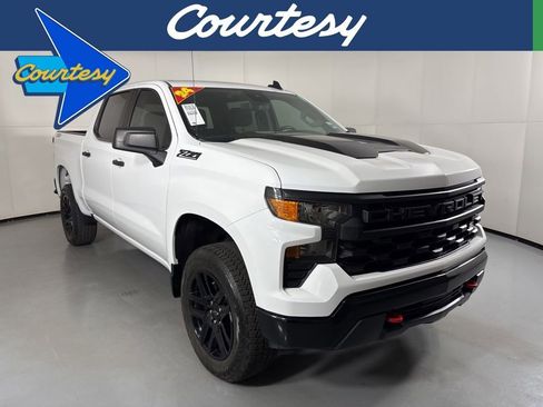 Used 2024 Chevrolet Silverado 1500 Custom Trail Boss w/ LPO, Dark Essentials Package image 1