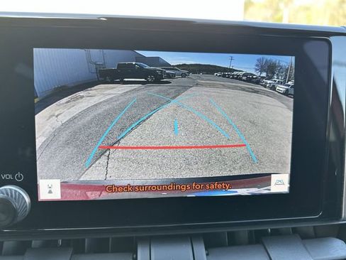 Used 2023 Toyota RAV4 XLE image 24