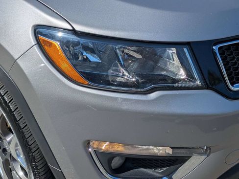Used 2018 Jeep Compass Limited w/ Navigation Group AWD/4WD image 31