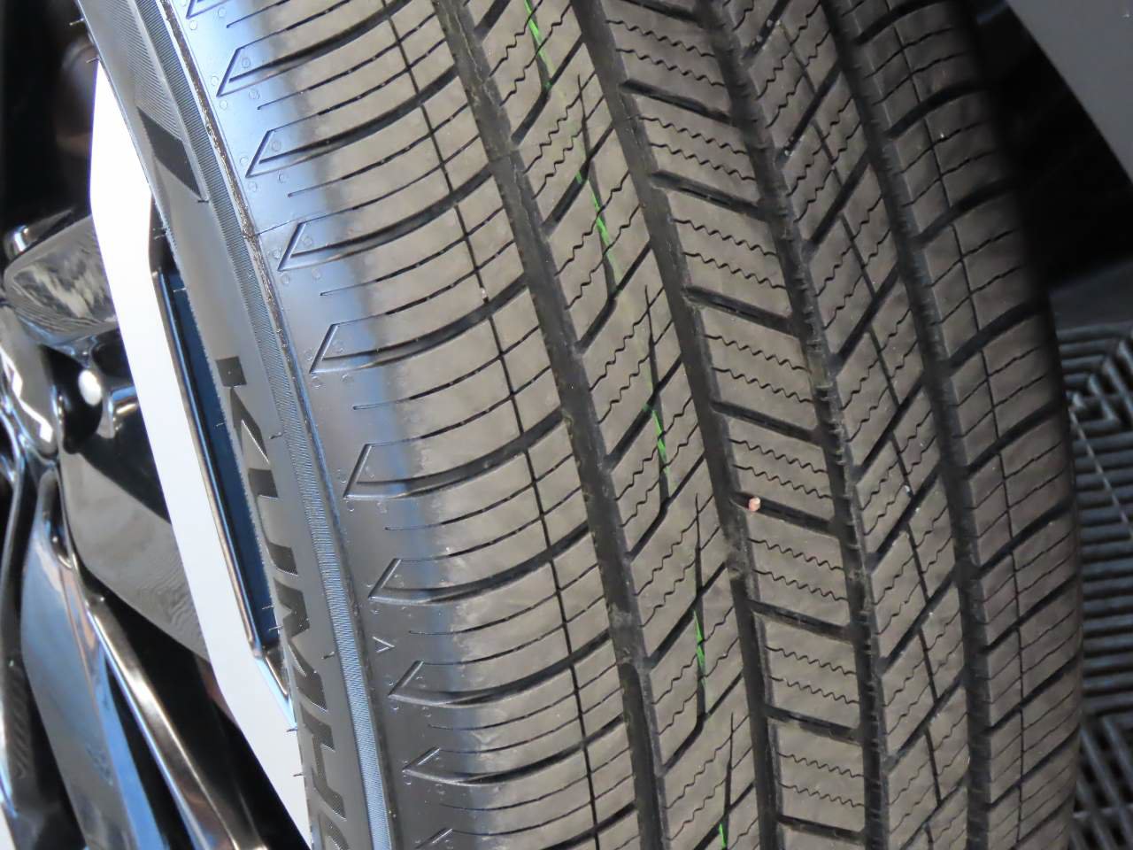 Used 2025 Kia Telluride S FWD image 7