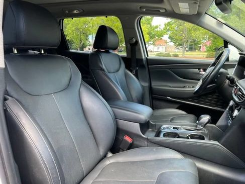 Used 2019 Hyundai Santa Fe FWD image 24