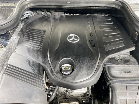 Used 2021 Mercedes-Benz GLS 450 4MATIC image 31