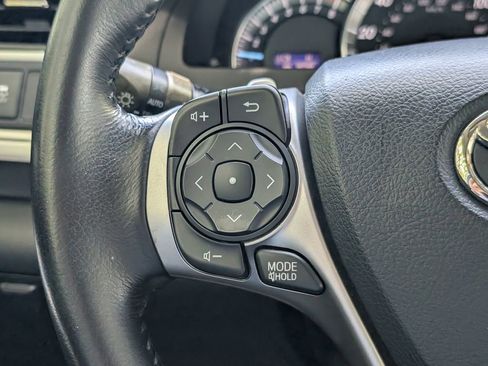 Used 2013 Toyota Camry SE w/ Convenience Pkg FWD image 18