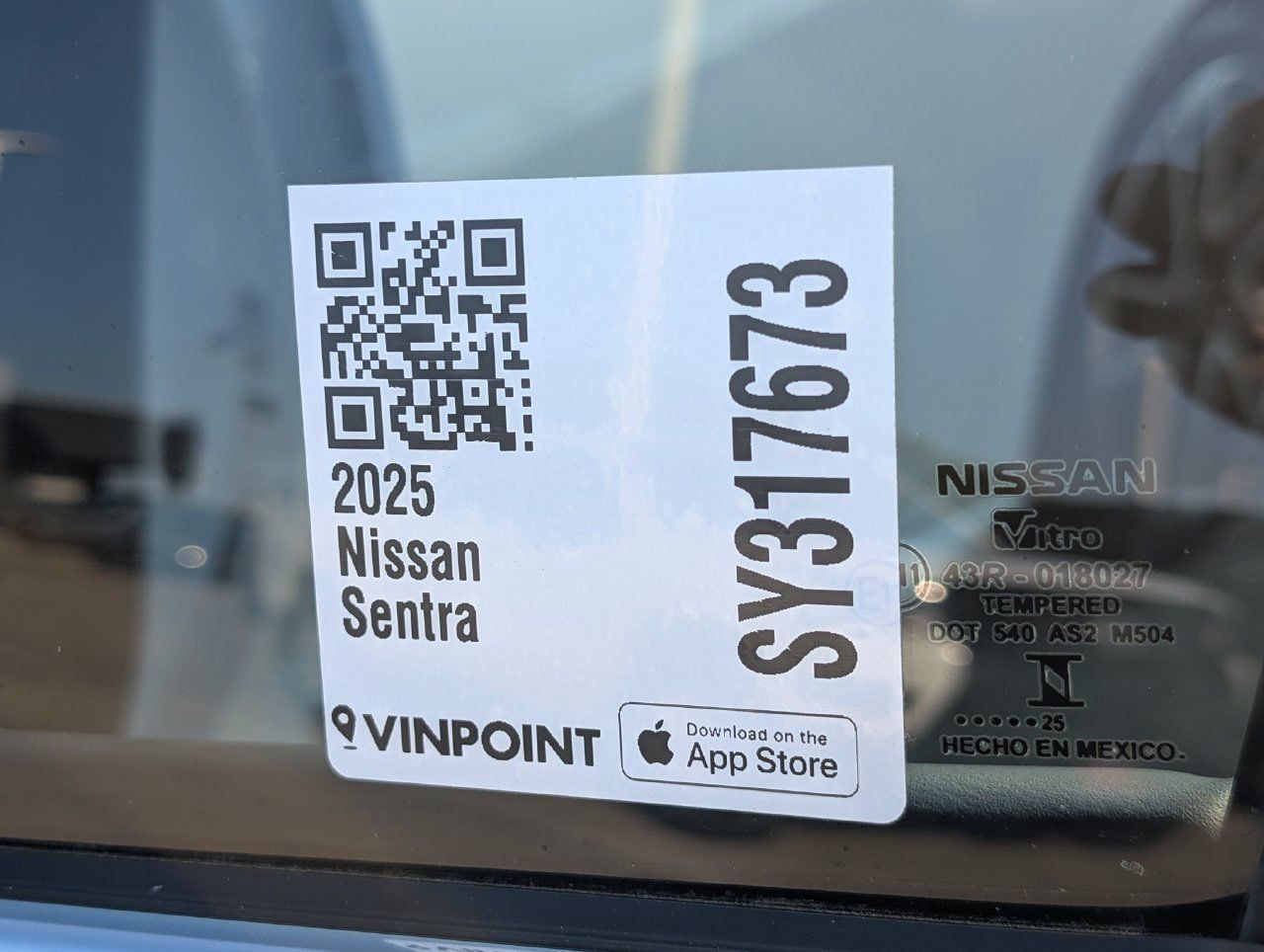 Used 2025 Nissan Sentra SR w/ SR Premium Package FWD image 31