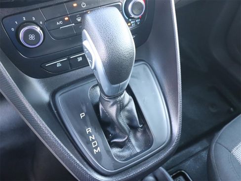 Certified 2022 Ford Transit Connect XL image 19