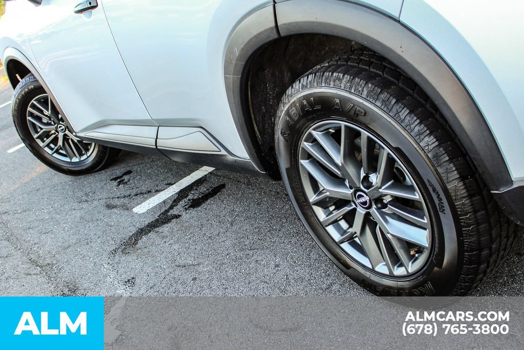Used 2024 Nissan Rogue S FWD image 14