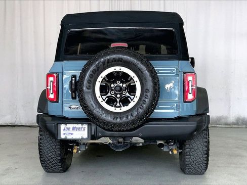 Used 2023 Ford Bronco Badlands w/ Sasquatch Package image 3