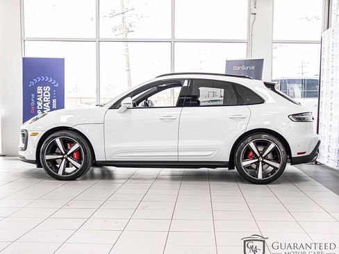 Used 2024 Porsche Macan S AWD/4WD image 6