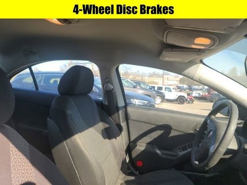 Used 2008 Pontiac G6 Base image 9