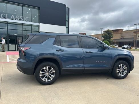 Used 2025 Chevrolet Equinox LT w/ Safety and Technology Package FWD image 16