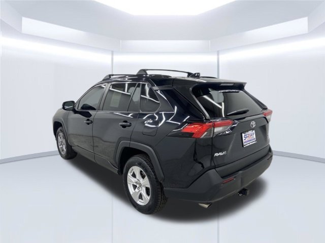 Used 2022 Toyota RAV4 XLE AWD/4WD image 3